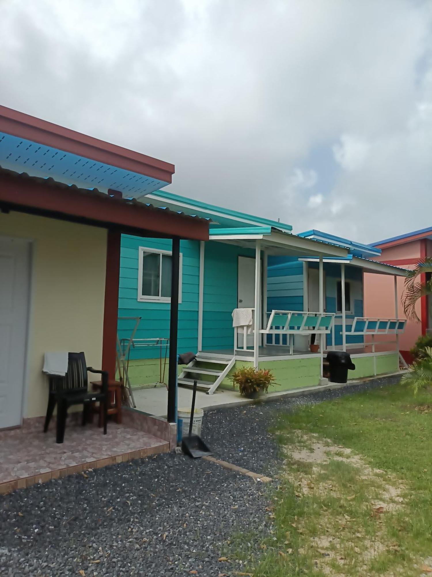 Chill Land House Hotel Bang Tao Beach  Exterior photo